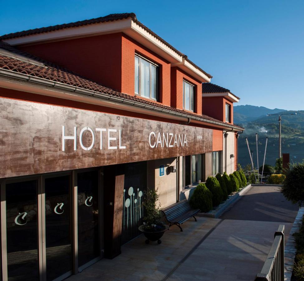 Hotel Restaurante Canzana Pola de Laviana Exterior foto